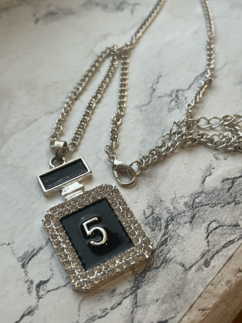 Crystal-Trim Number 5 Pendant Necklace in Black and Silver Free jewelry gift box
